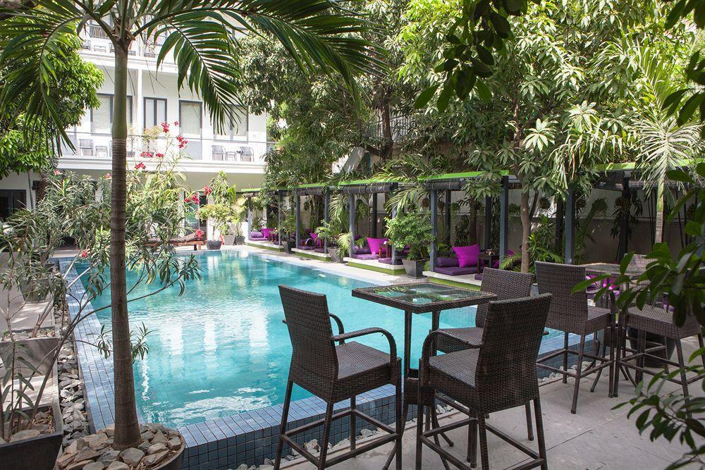 The 252 Hotel Phnom Penh Exterior foto
