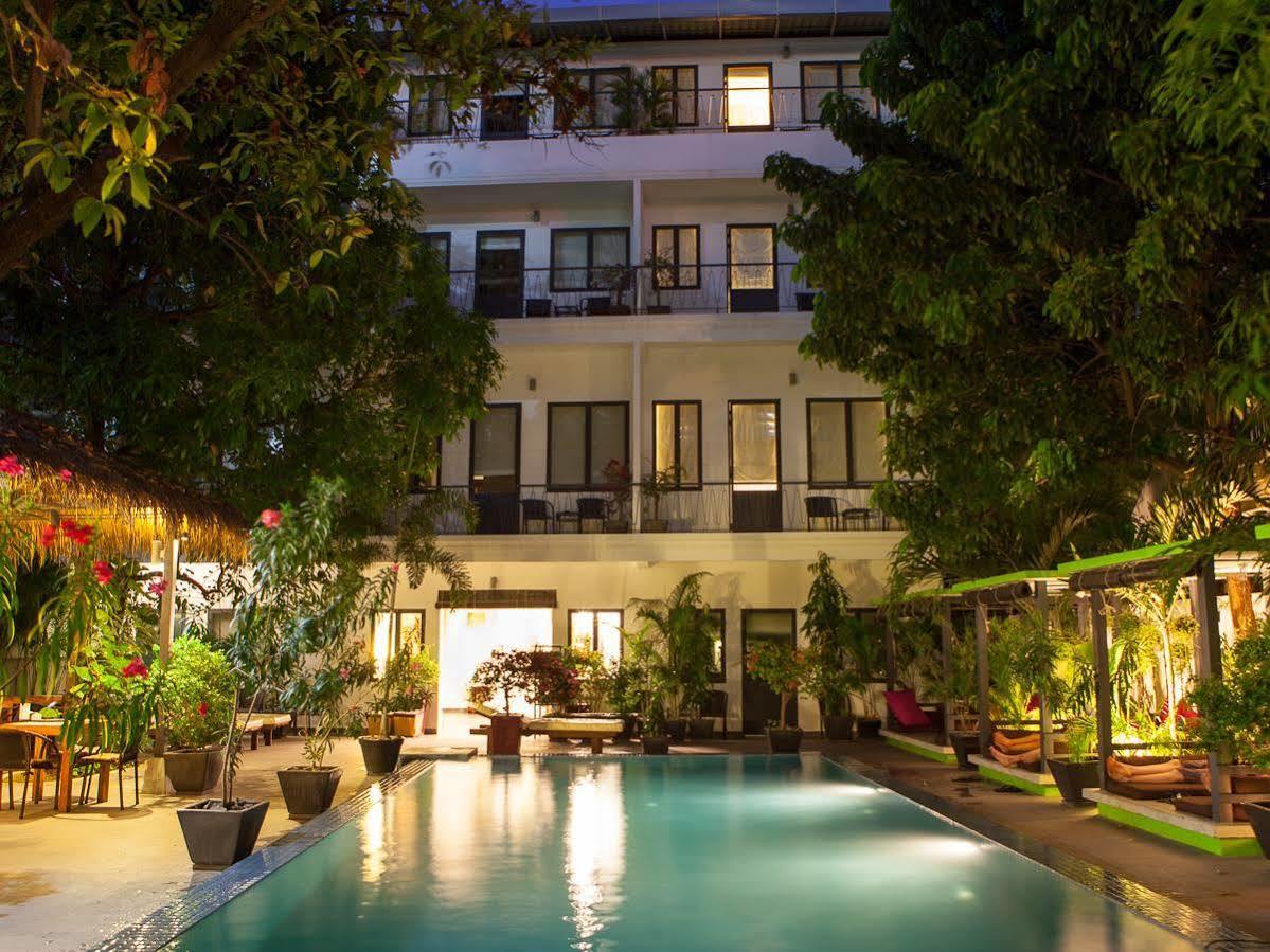The 252 Hotel Phnom Penh Exterior foto